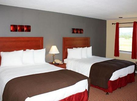 Shenandoah Inn, Major Credit Cards Required For Check In Plymouth ภายนอก รูปภาพ